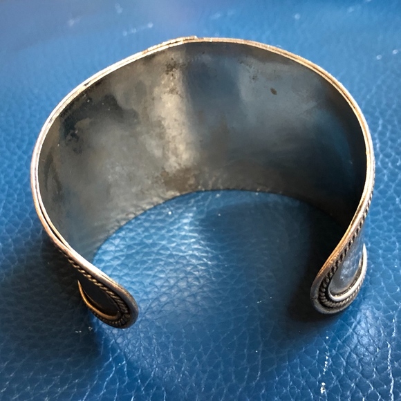 Vintage cuff bracelet - Picture 5 of 8